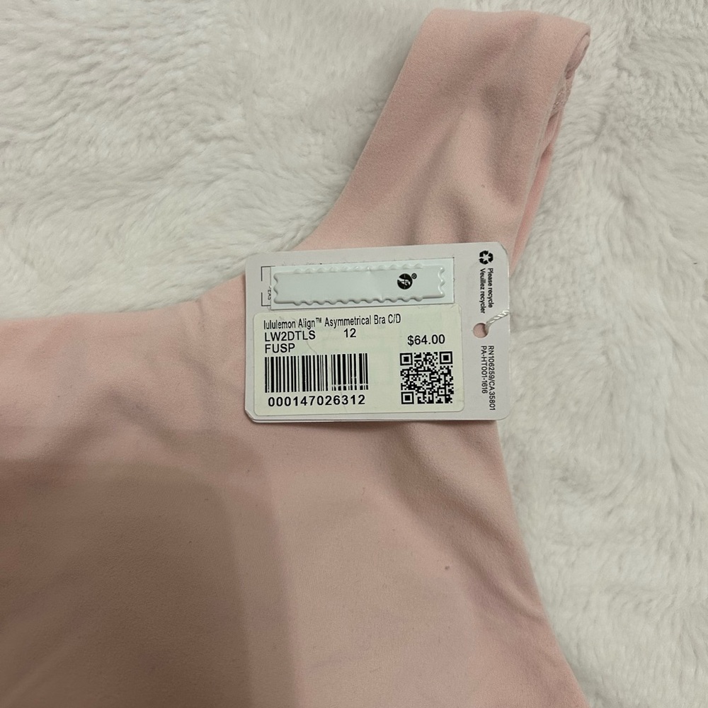 NWT Lululemon Athletica one shoulder sports bra. Size 12 C/D. Align asymmetrical - Picture 4 of 11